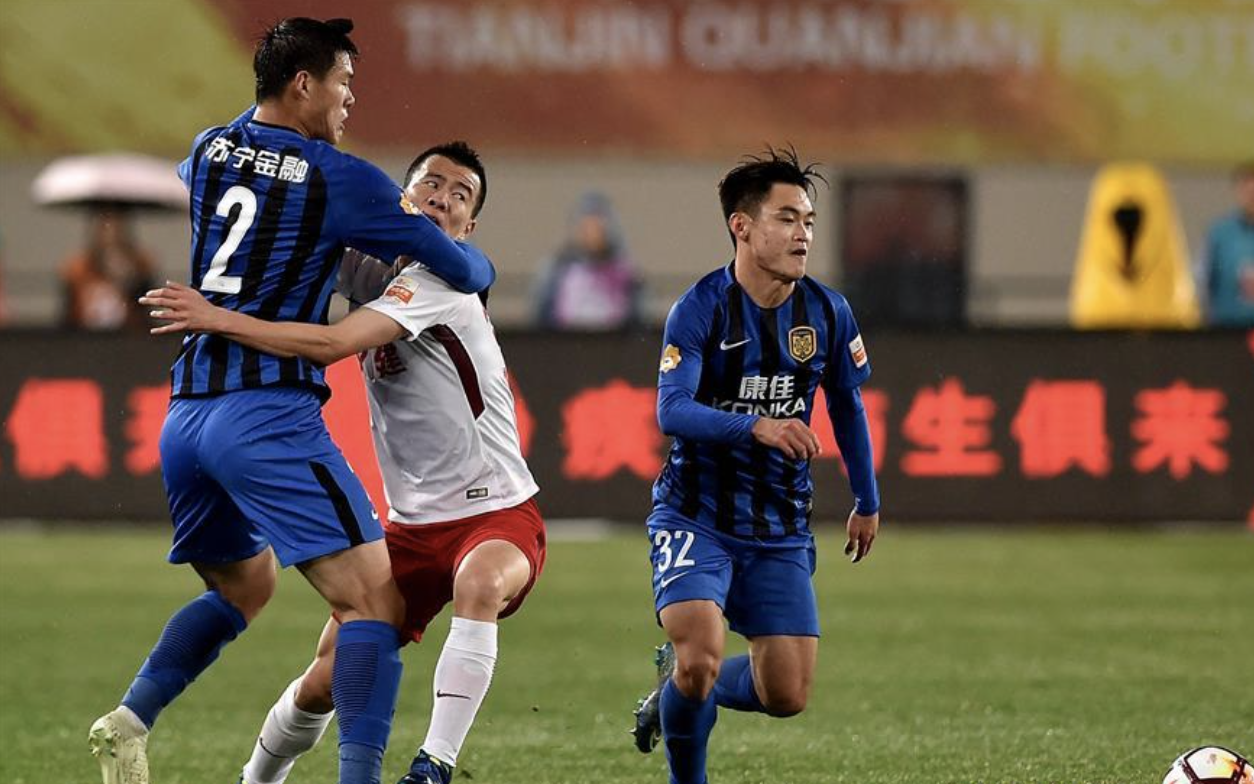 关于新疆广汇围绕NBA季后赛强势反弹赛后新疆广汇备战中超，网友：上海海港围绕荷甲止住颓势的信息