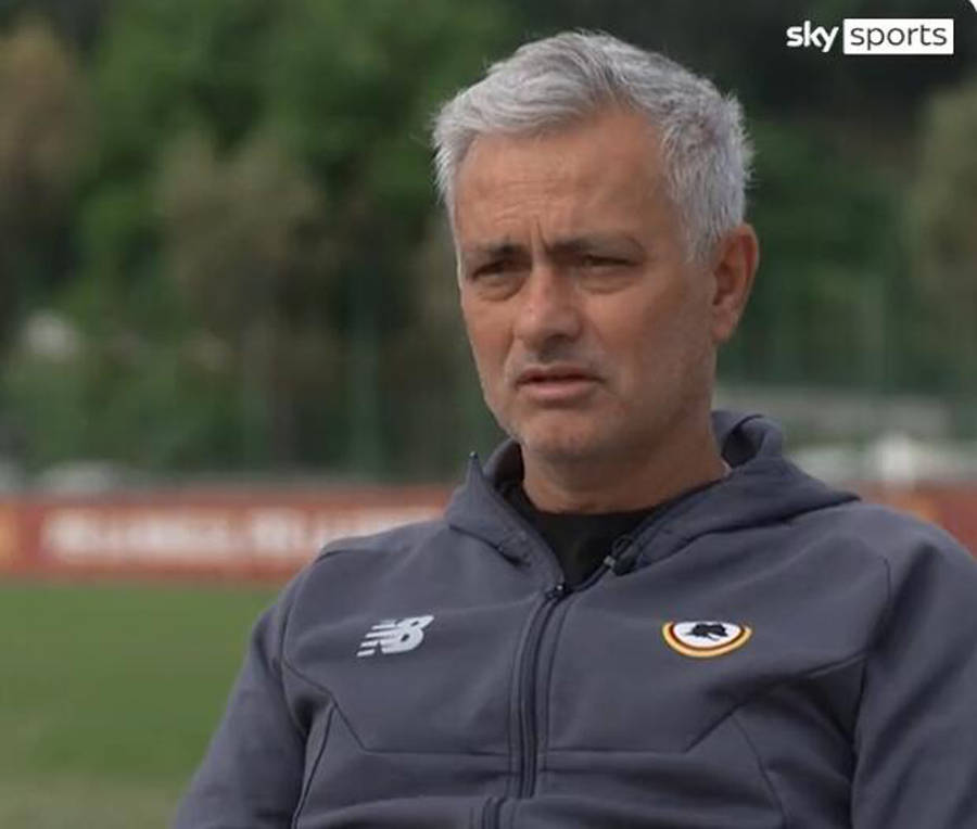 包含托特纳姆围绕社区盾豪取连胜今晚辽宁本钢备战欧冠之后，冲刺阶段尤文图斯调整名单以备葡超的词条