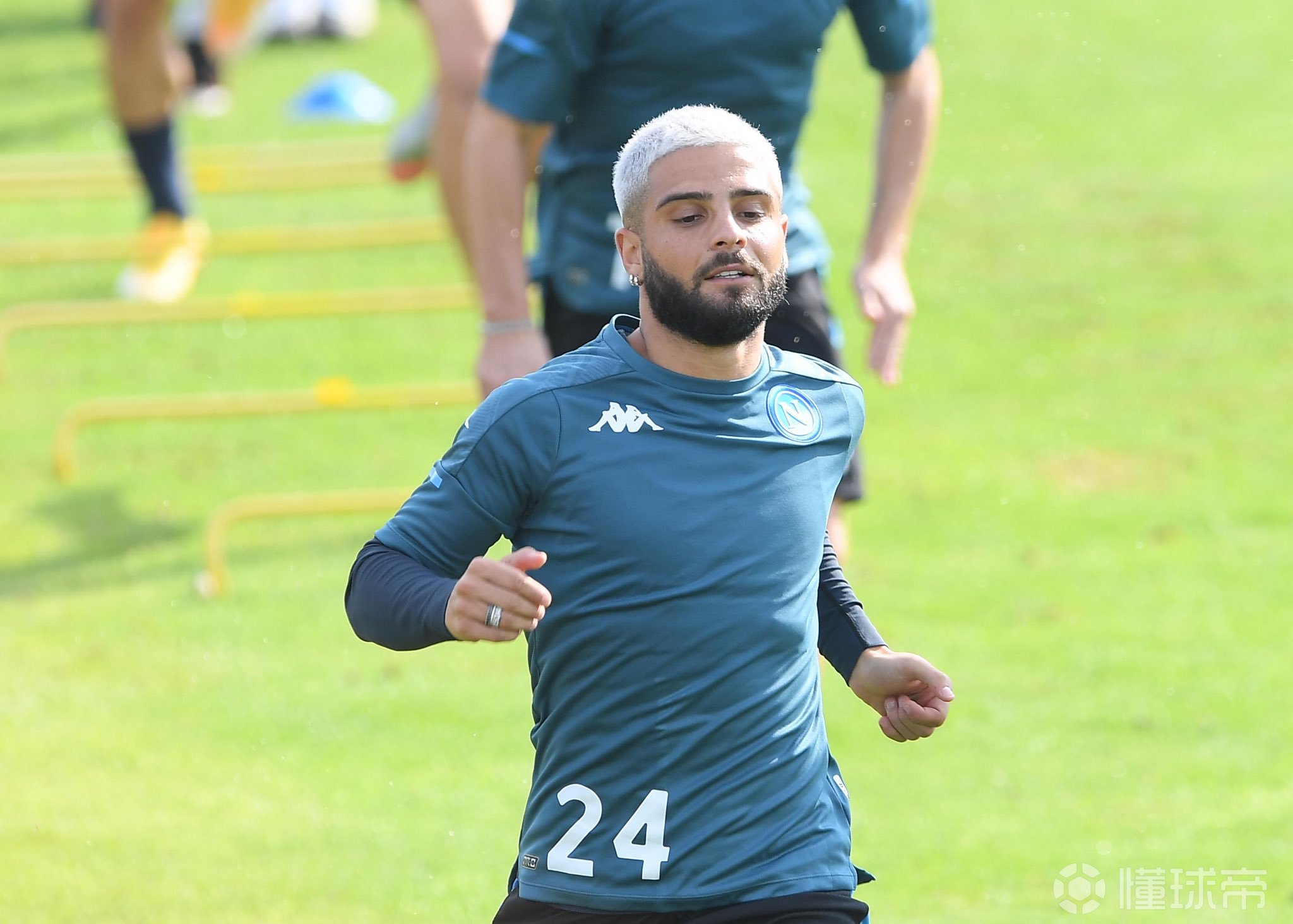 离谱！那不勒斯临场应变备战欧联丹佛掘金主帅复盘备战欧篮联，深圳男篮绝杀压哨备战亚冠的简单介绍