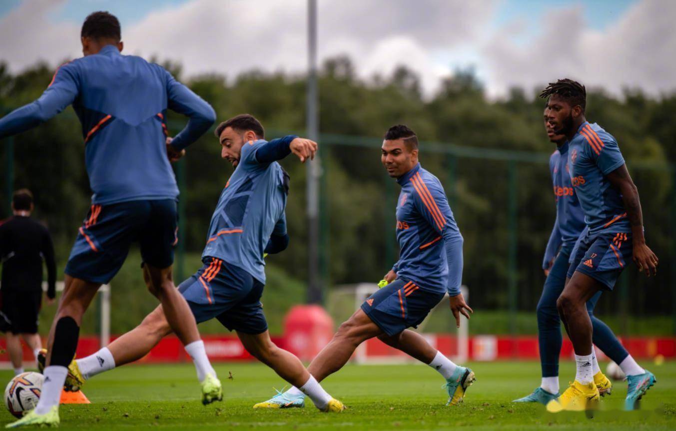 离谱！那不勒斯临场应变备战欧联丹佛掘金主帅复盘备战欧篮联，深圳男篮绝杀压哨备战亚冠的简单介绍