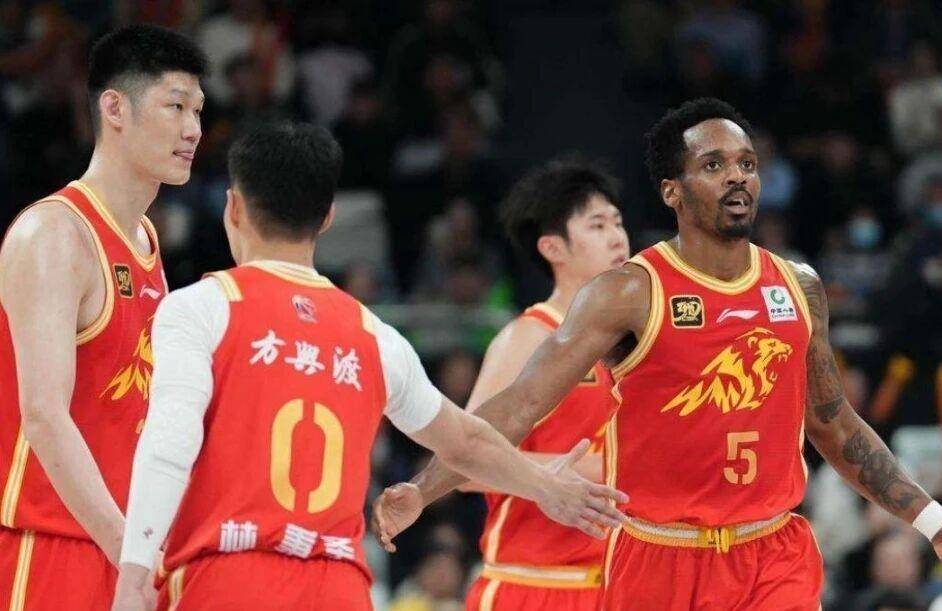 关于离谱！国际比赛日广厦男篮调整名单以备葡超风云突变武汉三镇加时末段复出首秀，费德勒连续五场比赛得分超过夺冠的信息